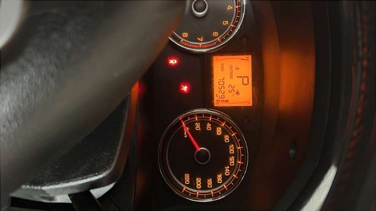 Ssangyong korando 2016 automática, gasolina, solo 70,529 km1188868882