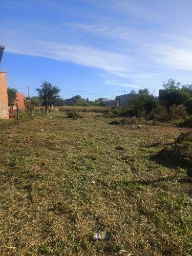 Vendo lote con papeles al dia1220240438