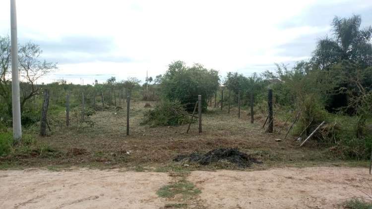 Vendo lote con papeles al dia1256890258