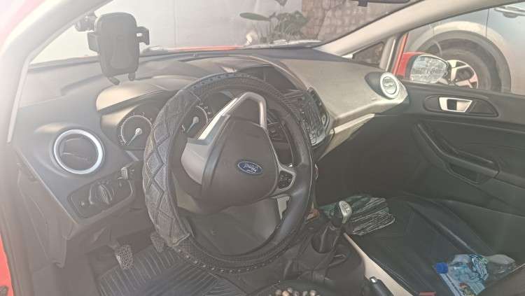 Ford fiesta 2019 mecánico, económico y confiable a gasolina1307607302