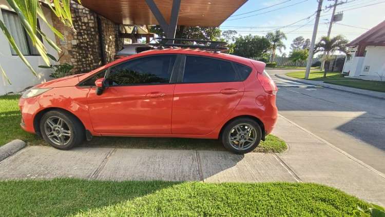 Ford fiesta 2019 mecánico, económico y confiable a gasolina1307607302