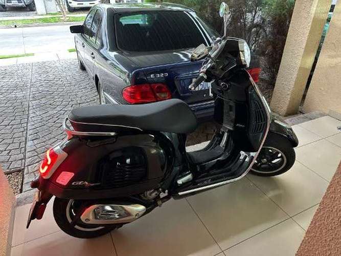 Vespa gts 3001695493129