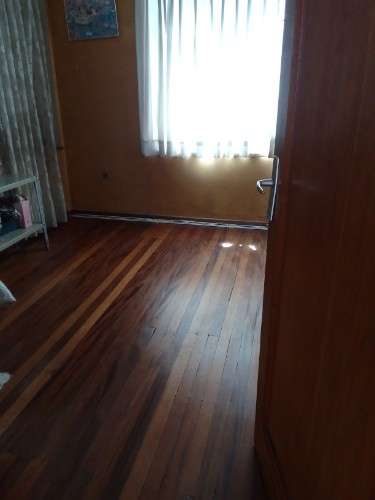 Bonita habitación en la zona sur301068472