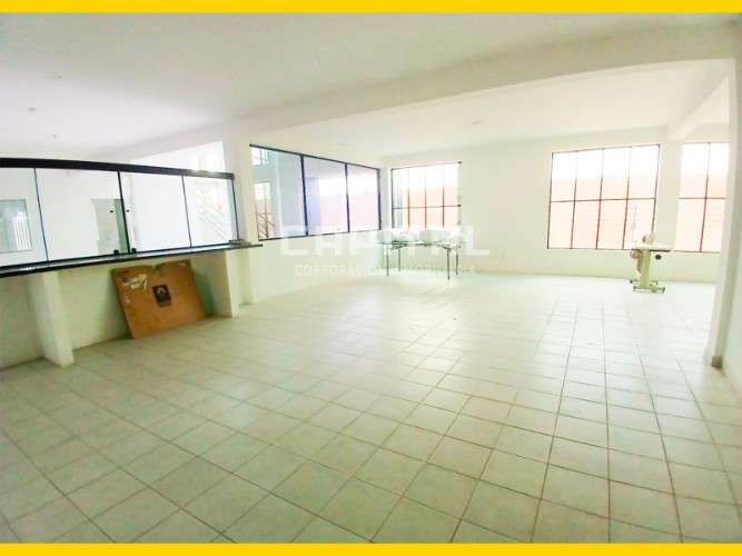 Complejo de galpones, depositos y oficinas en zona norte1643878331