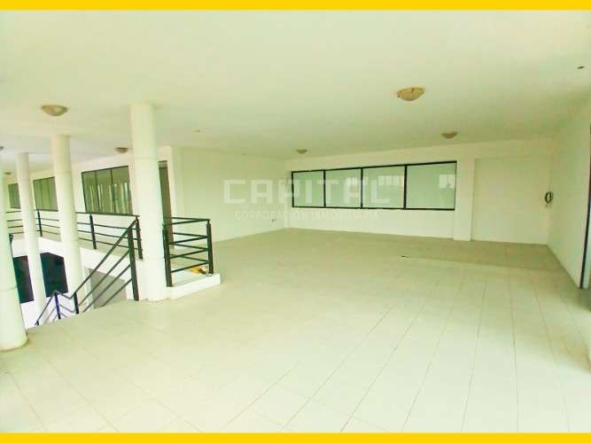 Complejo de galpones, depositos y oficinas en zona norte1643878331