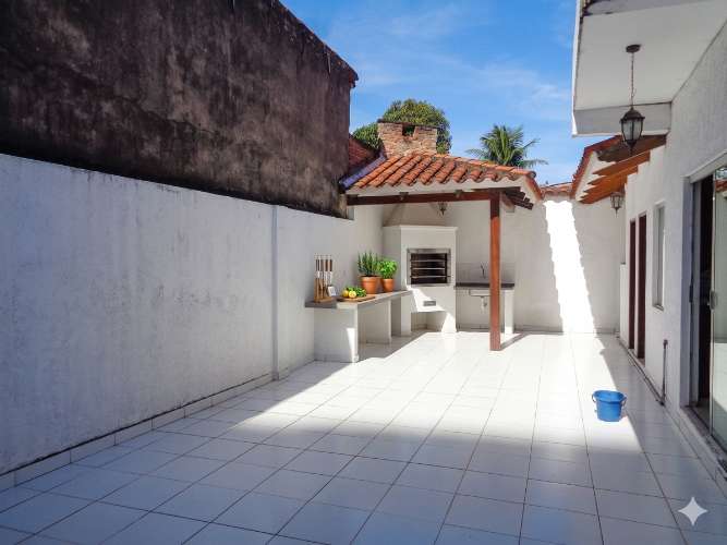 Casa comercial en venta sobre av. charcas. uso de suelo mixto689814858