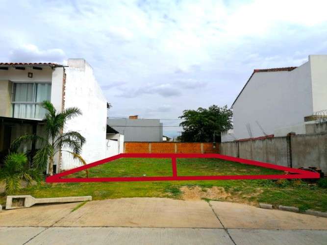 Terreno en venta. av. piraí. próximo a la universidad privada boliviana1710902993