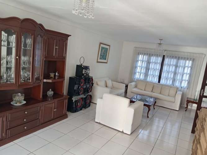 Casa comercial en venta sobre av. charcas. uso de suelo mixto689814858