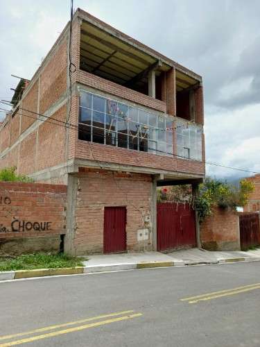 Casa de inversión con alto potencial comercial y residencial en villa salomé579503697