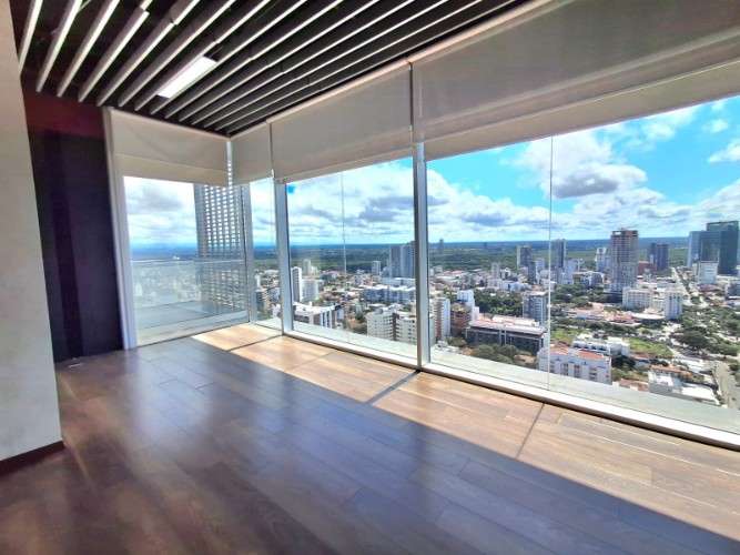 Oficinas en alquiler en planta alta en edificio ambassador164012599