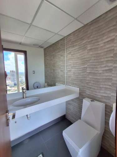 Oficinas en alquiler en planta alta en edificio ambassador164012599