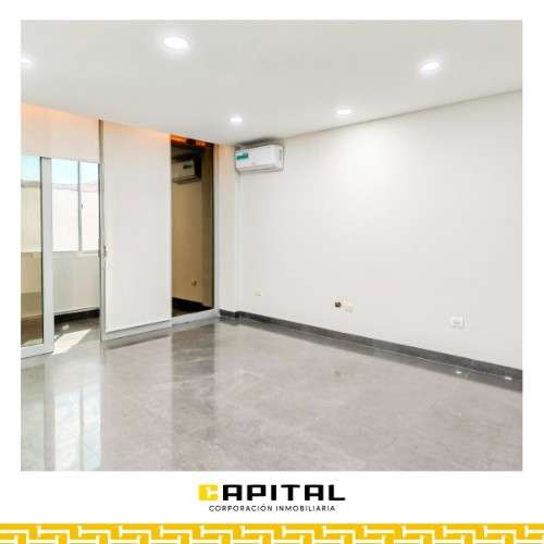 Oficina pequeña en alquiler en edificio corporativo sobre avenida alemana 3er y 4to anillo1936420424