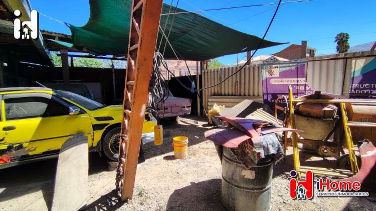 Ideal lote de terreno en venta, amplio con construcción en zona sarcobamba1951275697