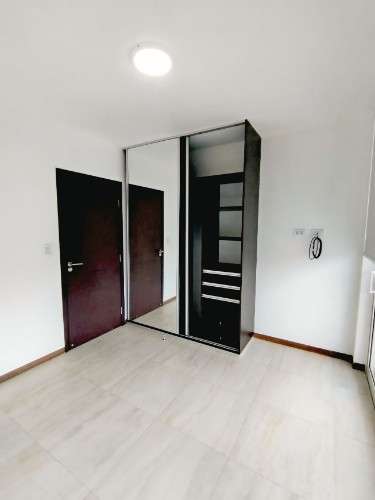 Departamento en venta/alquiler en sirari 1537068101