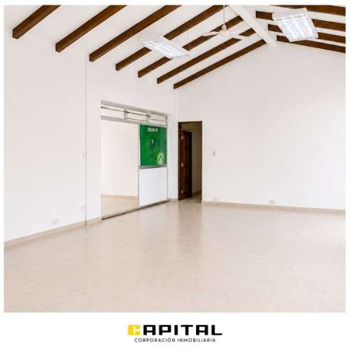 Local comercial en alquiler939525507