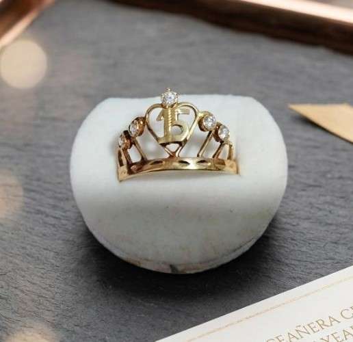 Joya exclusiva: anillo quinceañera en oro 18k289989077