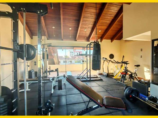 Residencia de lujo con piscina propia en alquiler zona norte en condominio445465593