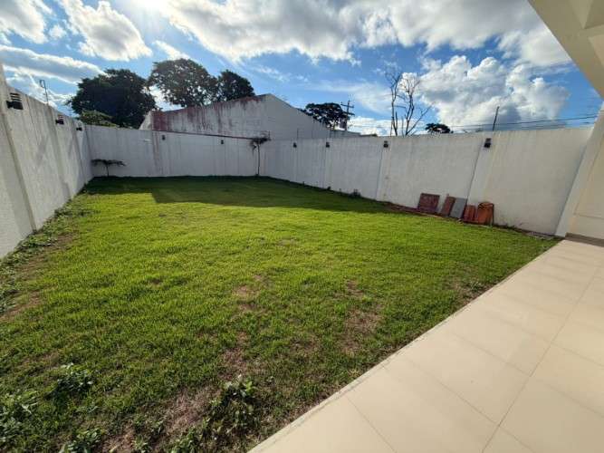 Casa en venta en zona norte1880797793