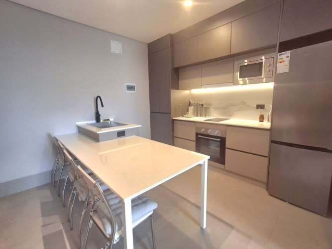 Monoambiente amoblado en alquiler en equipetrol – condominio mare1311297915
