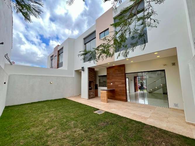  ¡en alquiler! casa a estrenar - urbanización roma 1086444095