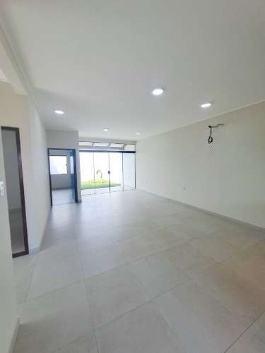 Casa en venta en condominio zona virgen de cotoca577115954