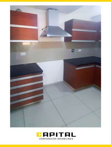 En macororo 8 alquilo departamento de 3 dormitorios con parqueo1550880142