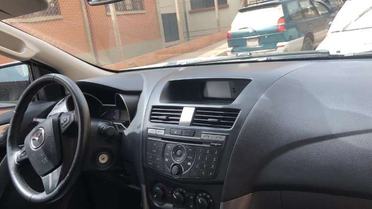 Mazda bt50 2020 4x4 mecánica - potencia y versatilidad1349615349