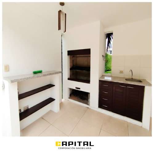 Casa con piscina en alquiler en condominio colinas del urubo i311516847