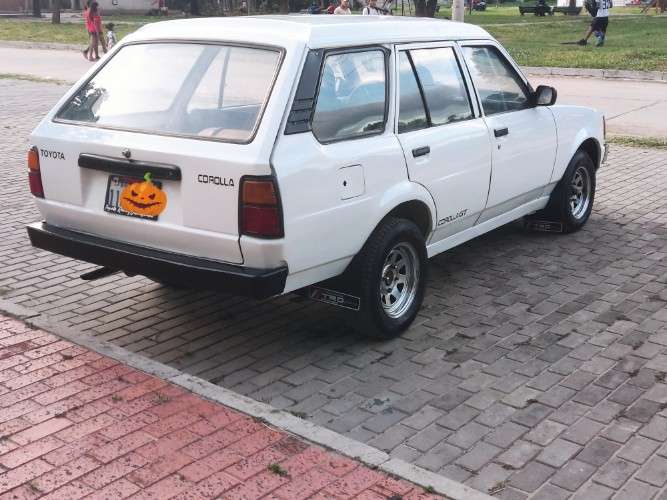 Vagoneta corolla 87 676224336