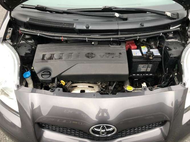 Toyota yaris679829914