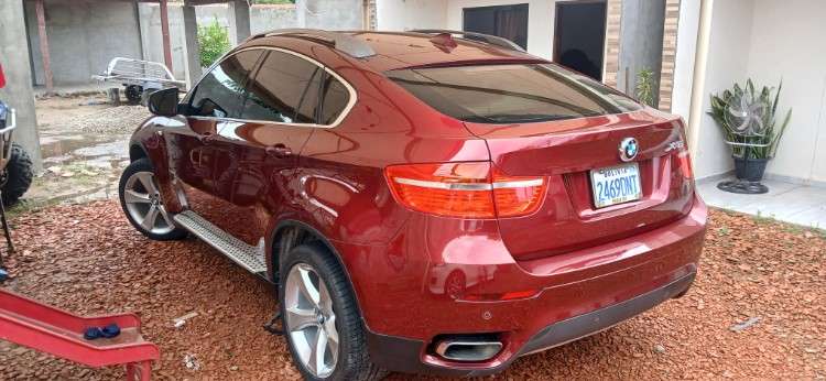 Bmw x6 serie m 2010 4x4 - potencia y elegancia en cada kilómetro2079864608