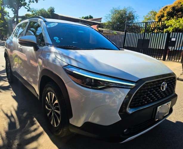 Vendo vagoneta toyota cross 2023 version full de toyosa cel 75018362 1326100787