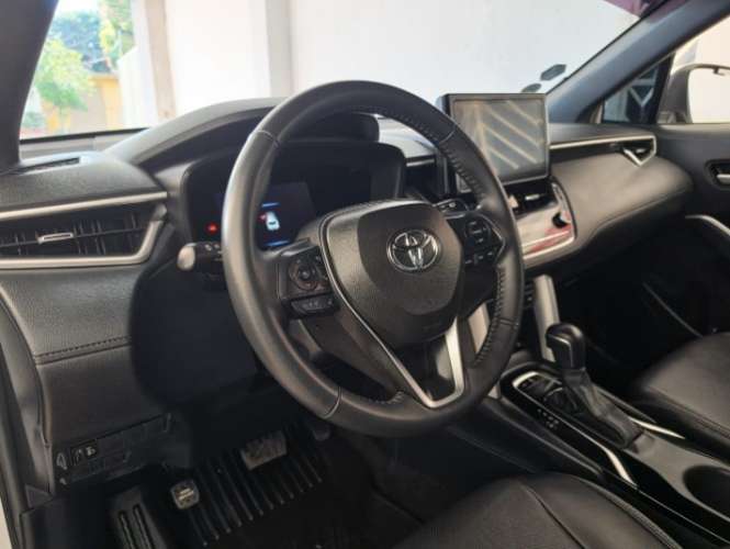 Vendo vagoneta toyota cross 2023 version full de toyosa cel 75018362 1326100787