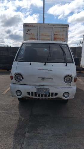 Camión hyundai h100 año 2000 5451788