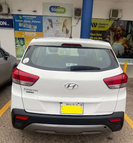 Vendo vagoneta hyundai creta 2019, casi nueva, primer dueño1828335207