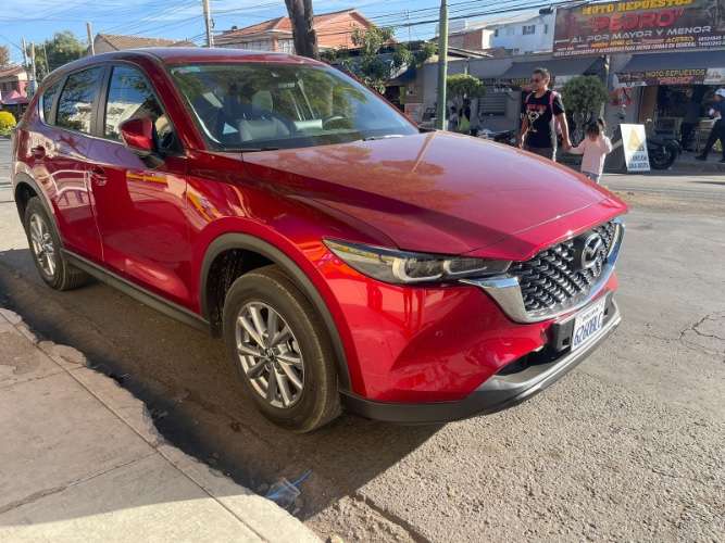 En venta vagoneta mazda cx5 mod 2024108699242