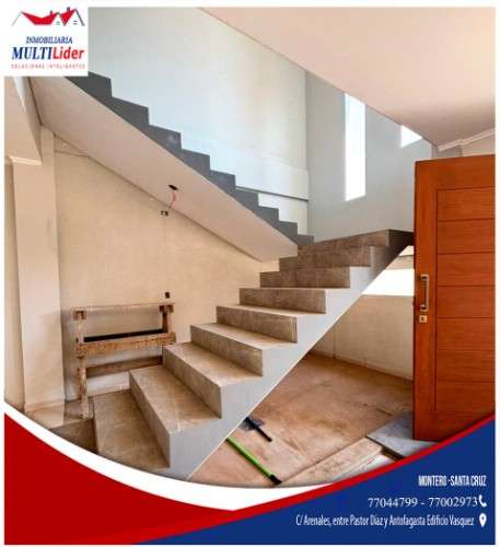 Bonita casa de 2 plantas en venta dentro del primer anillo de montero1784385438