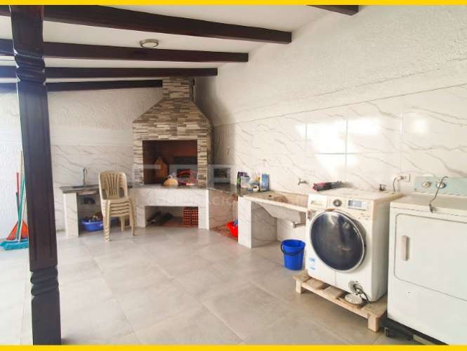 Casa amoblada en alquiler – condominio el bosque1441393865