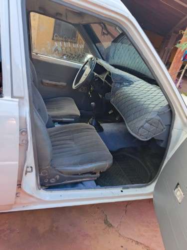 Toyota corolla año 1984965231879