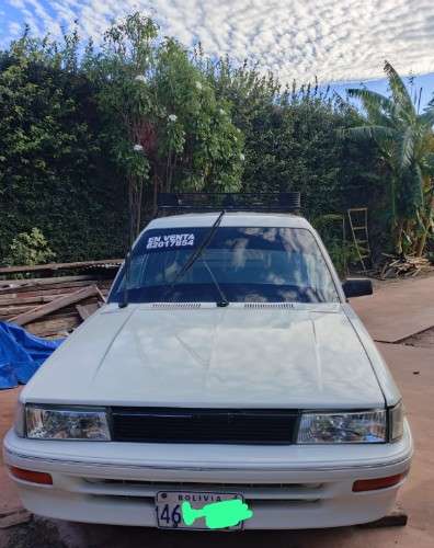 Toyota corolla año 1984965231879