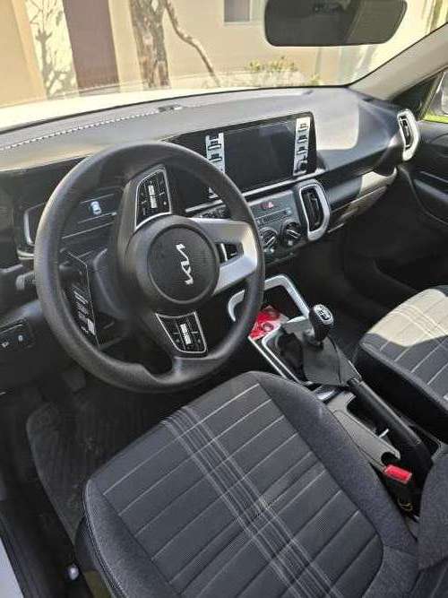 Vendo vagoneta suv año 2027 con solo 750 km492043259