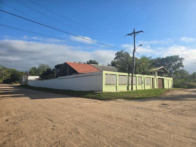 Venta casa amplia en barrio sur - 15 habitaciones y gran terreno883500317