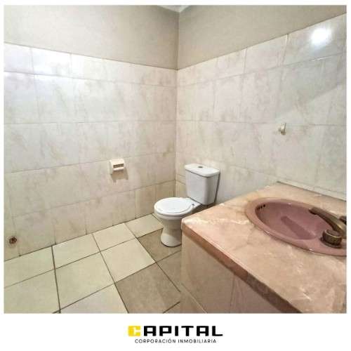 Amplia casa en venta en el corazon de cotoca pago en bs1273459829