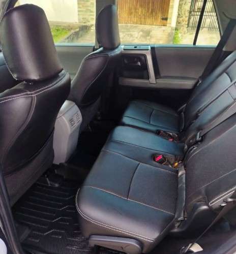 Vendo toyota runner 2013 de toyosa impecable cel 75018362 3 filas de asiento 4x4 radio android cámara de retro pisos bandeja llantas nuevas perfecto estado1113764078