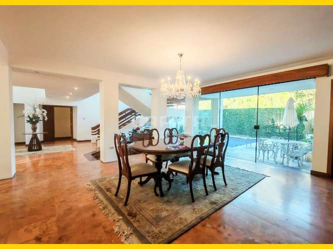  exclusiva residencia con piscina propia.590658671