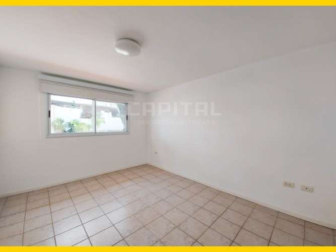 Casa en alquiler en barrio las palmas1206909714