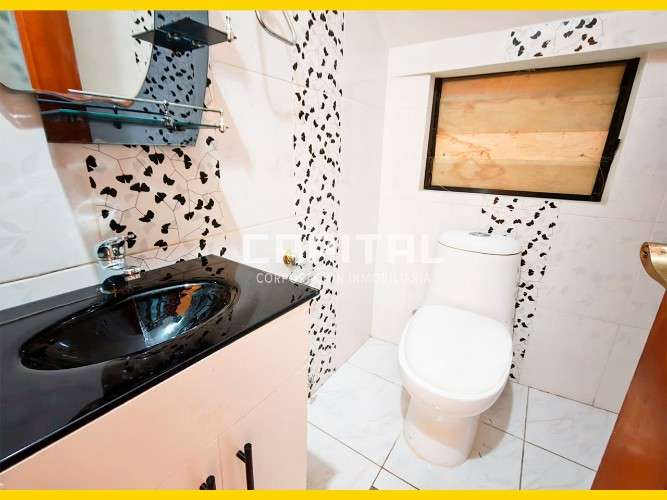 Amplia casa en alquiler para oficinas en equipetrol407790698