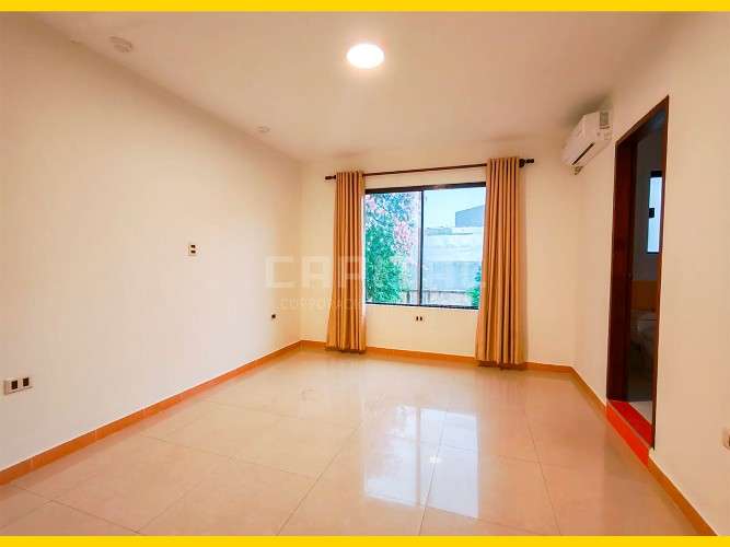 Amplia casa en alquiler para oficinas en equipetrol407790698