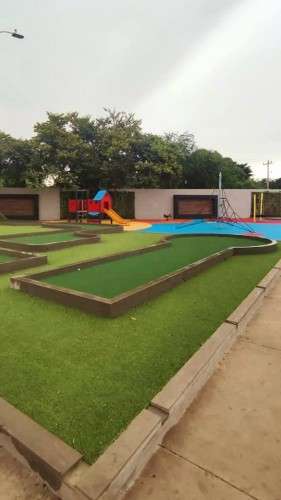 Casa en alquiler de 3 suites en condominio jardines del norte 6853070372