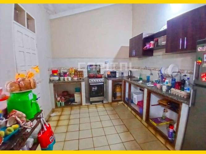 En venta terreno amplio con 2 casas de regalo891219697